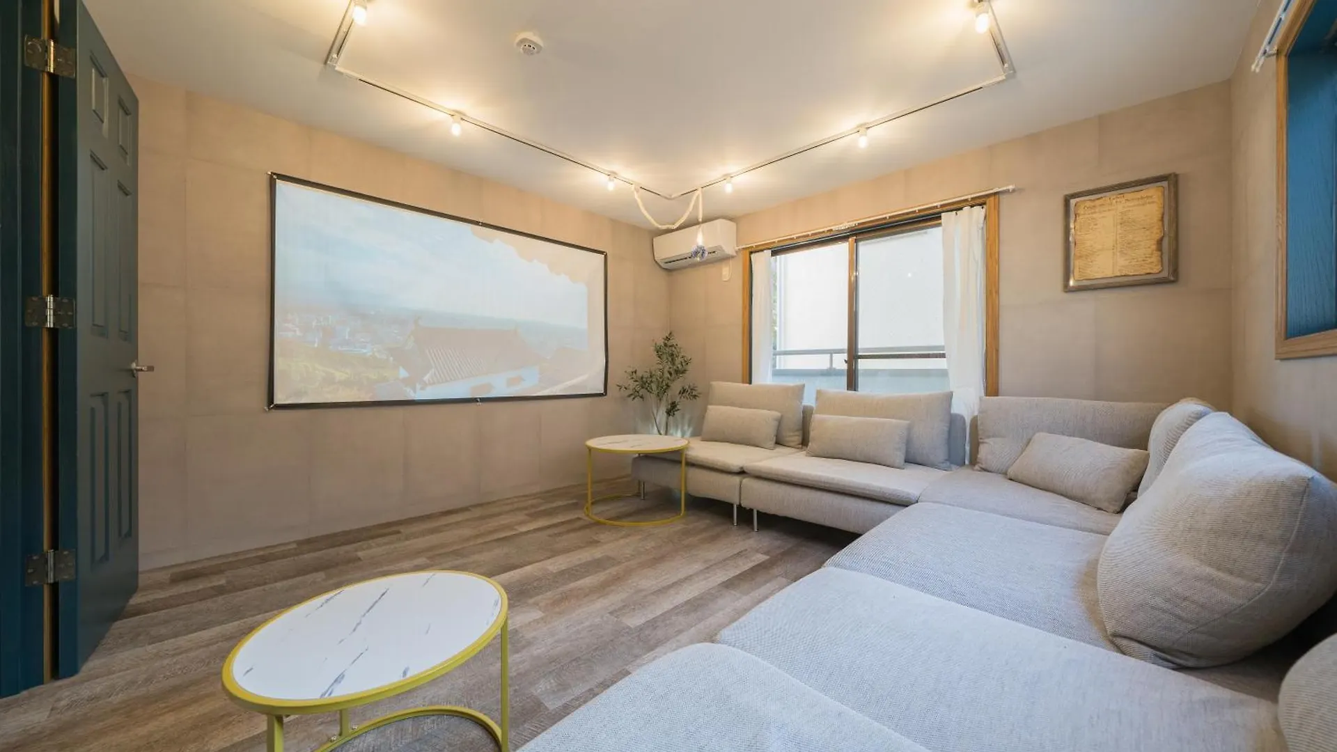 Dom wakacyjny Willa Shinjuku / 5 Min Walk From Station ※ Projector Tokio
